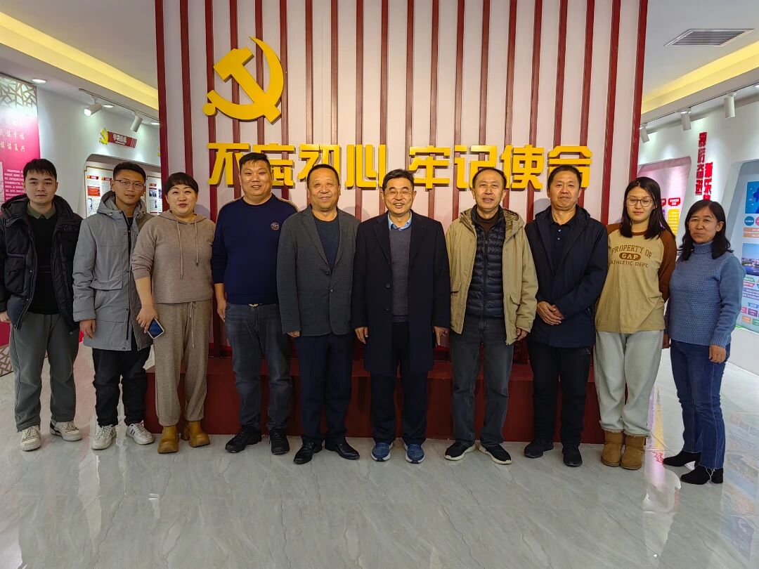 国达律所党支部与乐陵市驻京流动党员党委党建共建交流合影